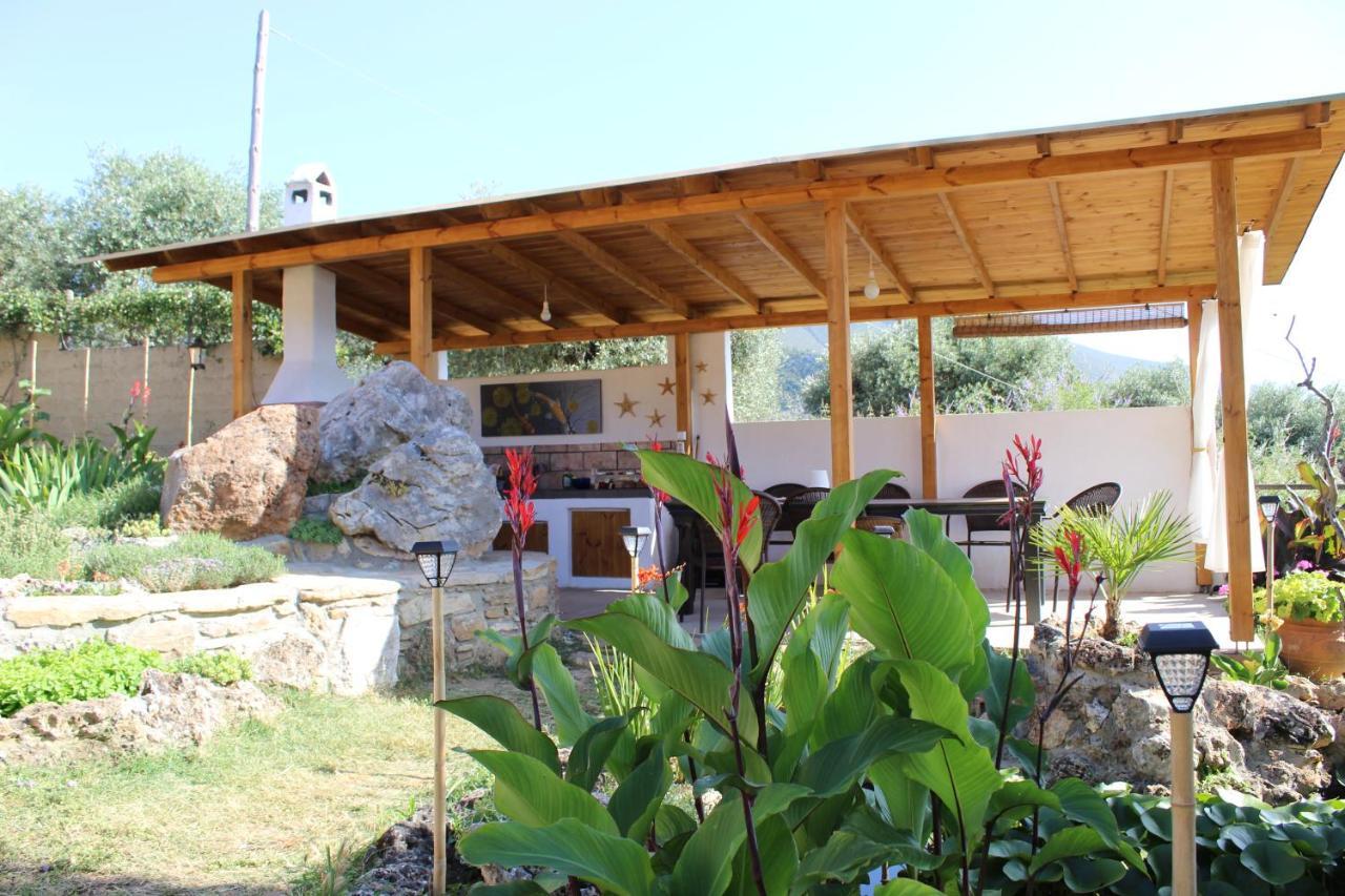 Varias Art House Kallirákhi 外观 照片